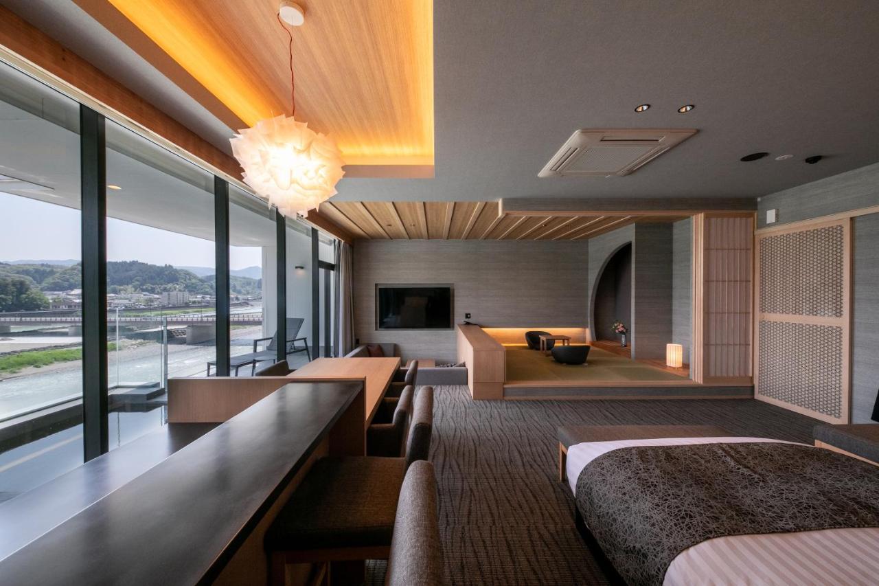 Hitoyoshi Onsen Nabeya Hotell Exteriör bild